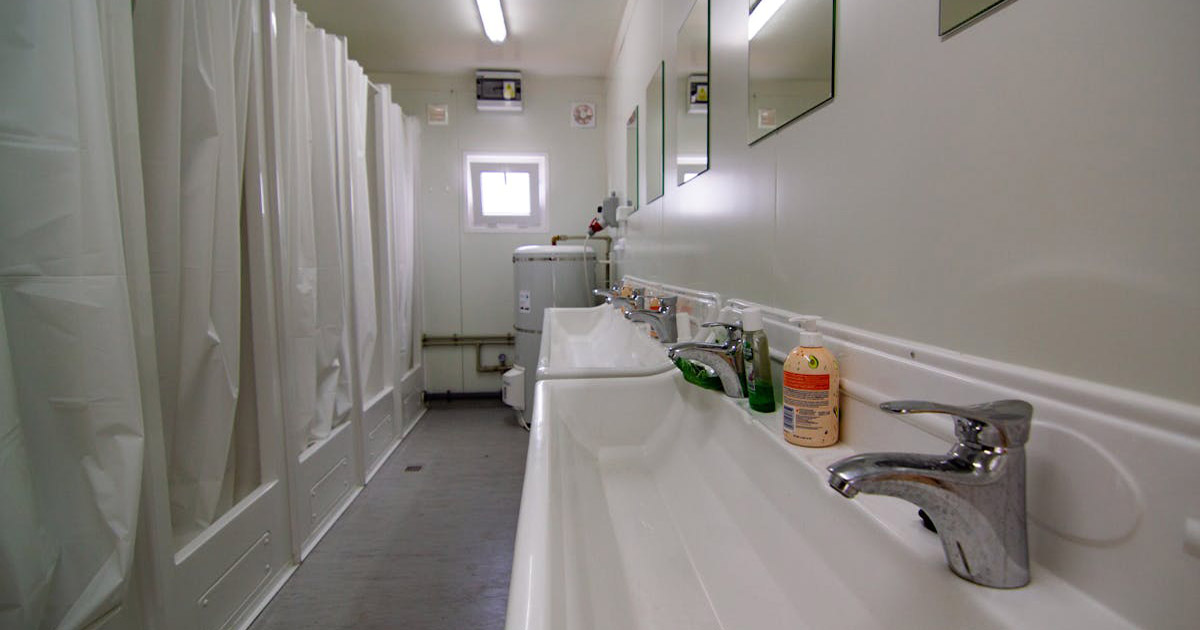 Como prevenir problemas de entupimento no encanamento empresarial