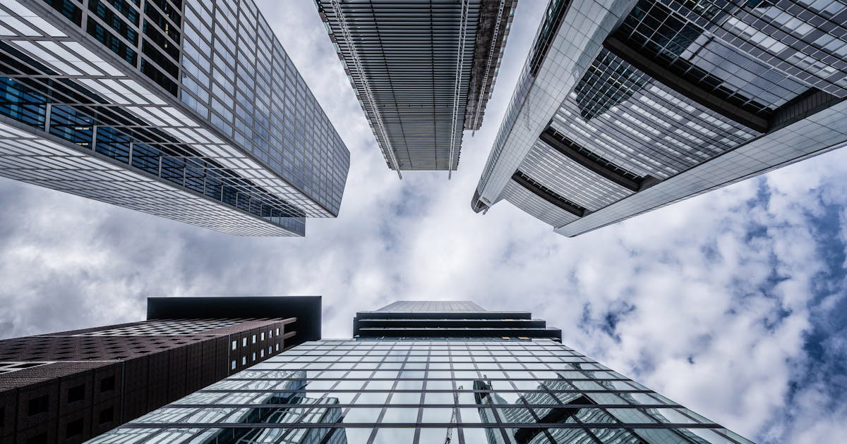 Entupimento de Colunas em Prédios Comerciais